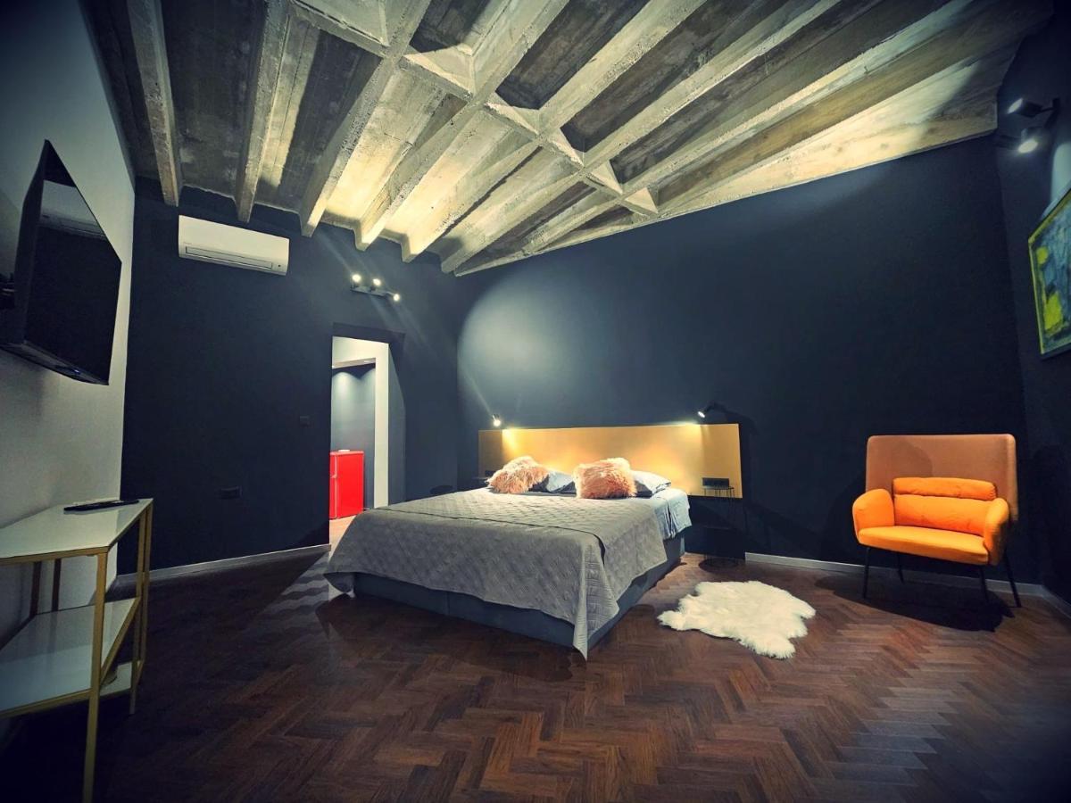 Booza 69 Luxury Rooms Split Bagian luar foto